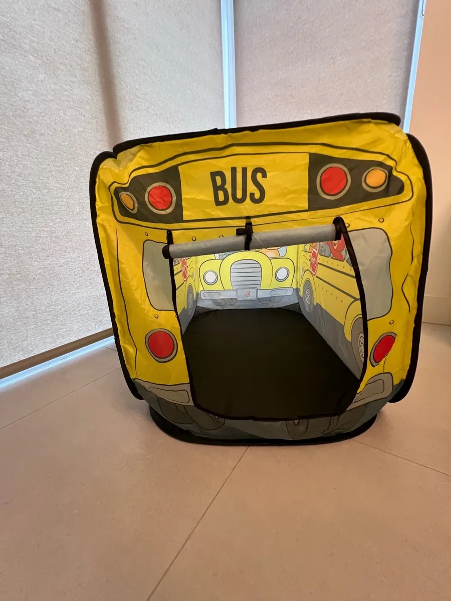 Cocomelon Pop Up School Bus - Image 3