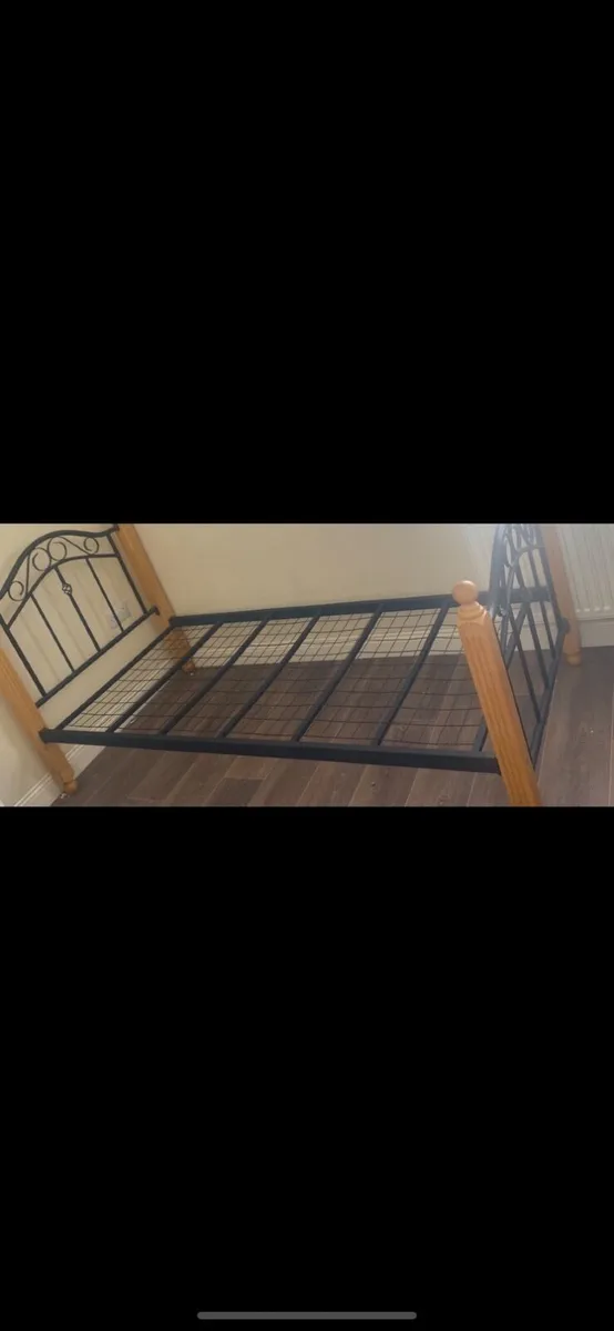 Single bed frame