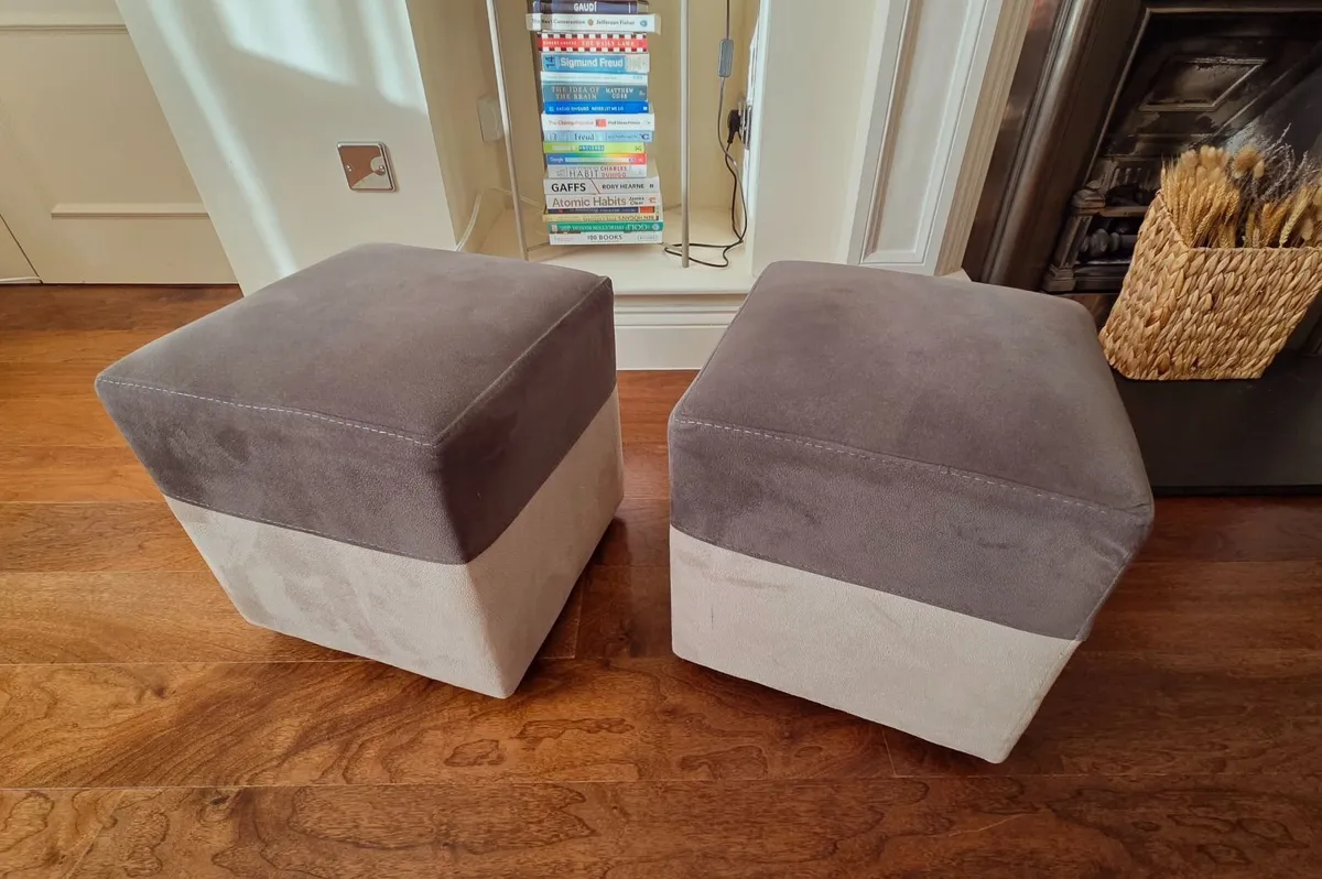 Large Luxury L-Shaped Sofa and Matching Footstools - Image 2