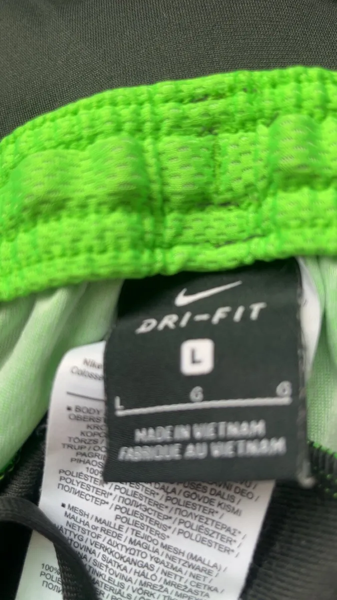 Nike tracksuit bottoms - Image 2