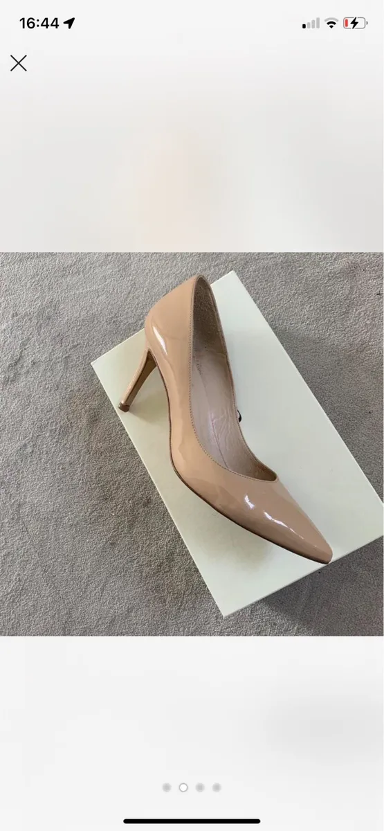 LK Bennett Nude or Black Court Patent Shoe - Image 3