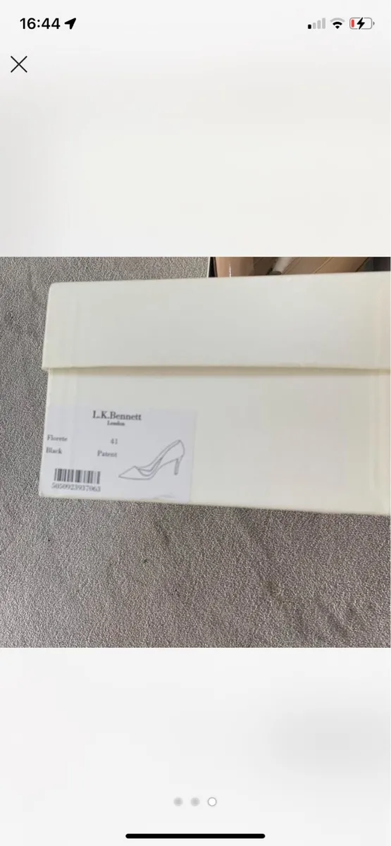 LK Bennett Nude or Black Court Patent Shoe - Image 4