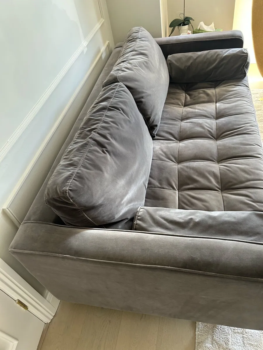 2.5 seater sofa/couch - Image 4