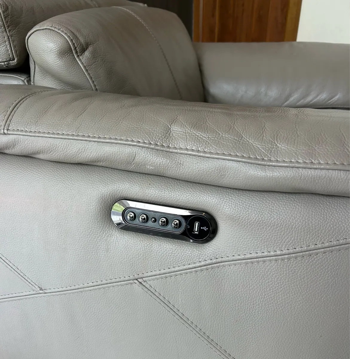 Leather Electric Reliners - Image 4