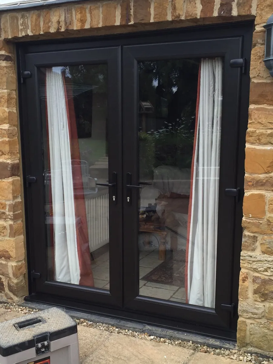 ✅CHECK OUT MY PICTURES✅ 10❌PATIO DOORS AVAILABLE - Image 2