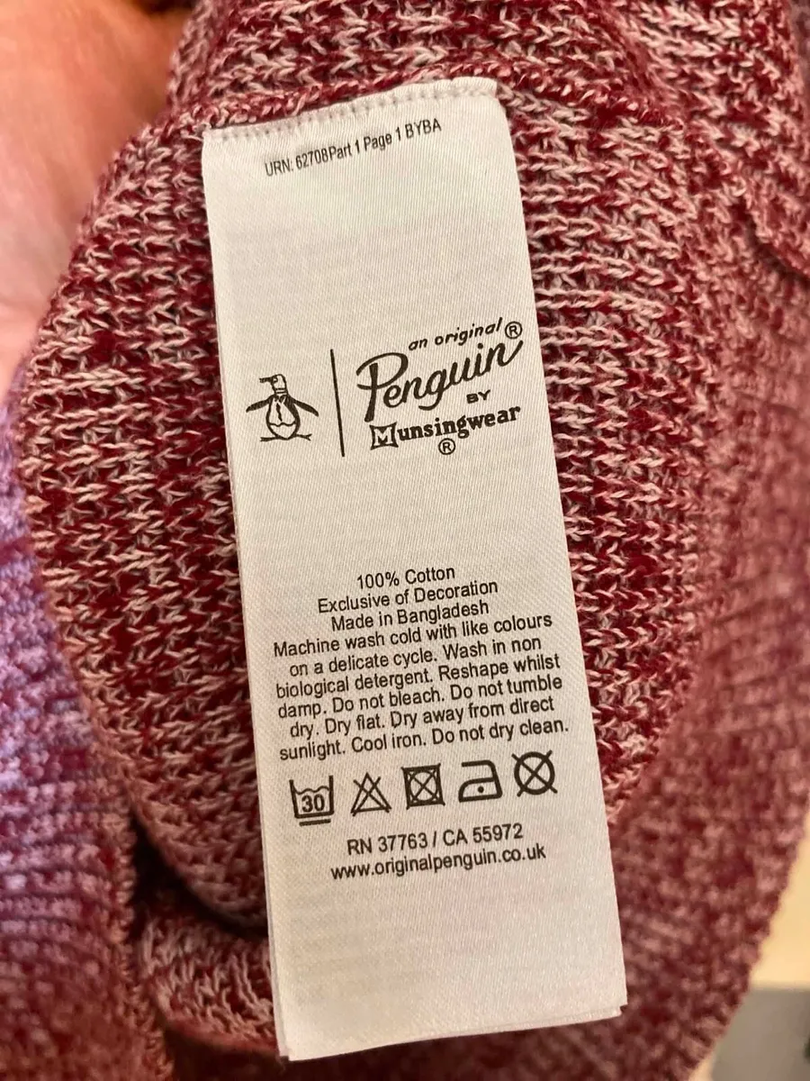 Penguin men’s sweater - Size small - Image 4