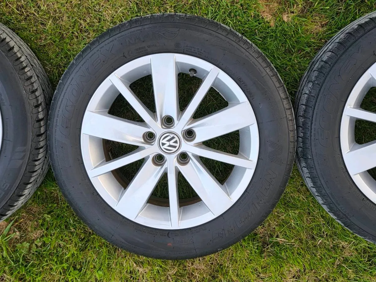 185/60/R15 5x100 VW POLO 2019 - Image 3