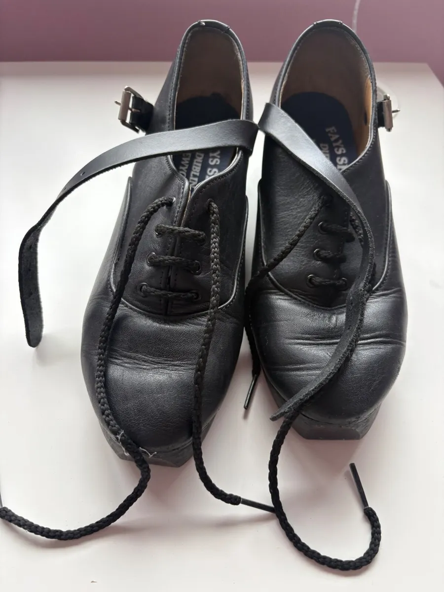 Irish dancing shoes - Image 1