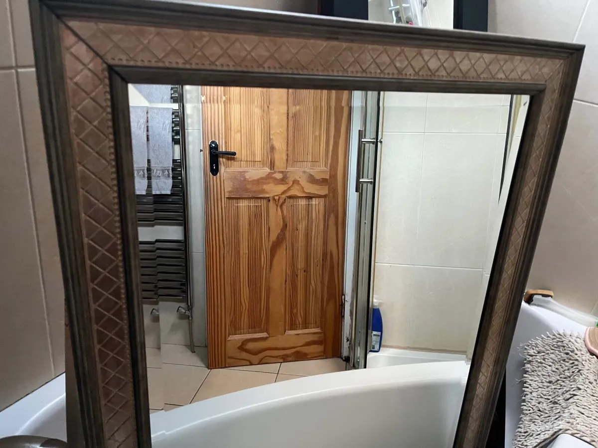 Mirror - Image 1