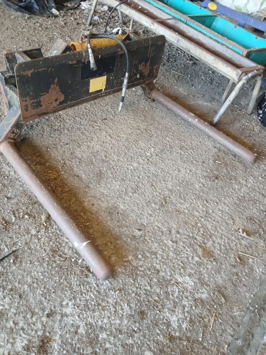 Bale Handler - Image 3