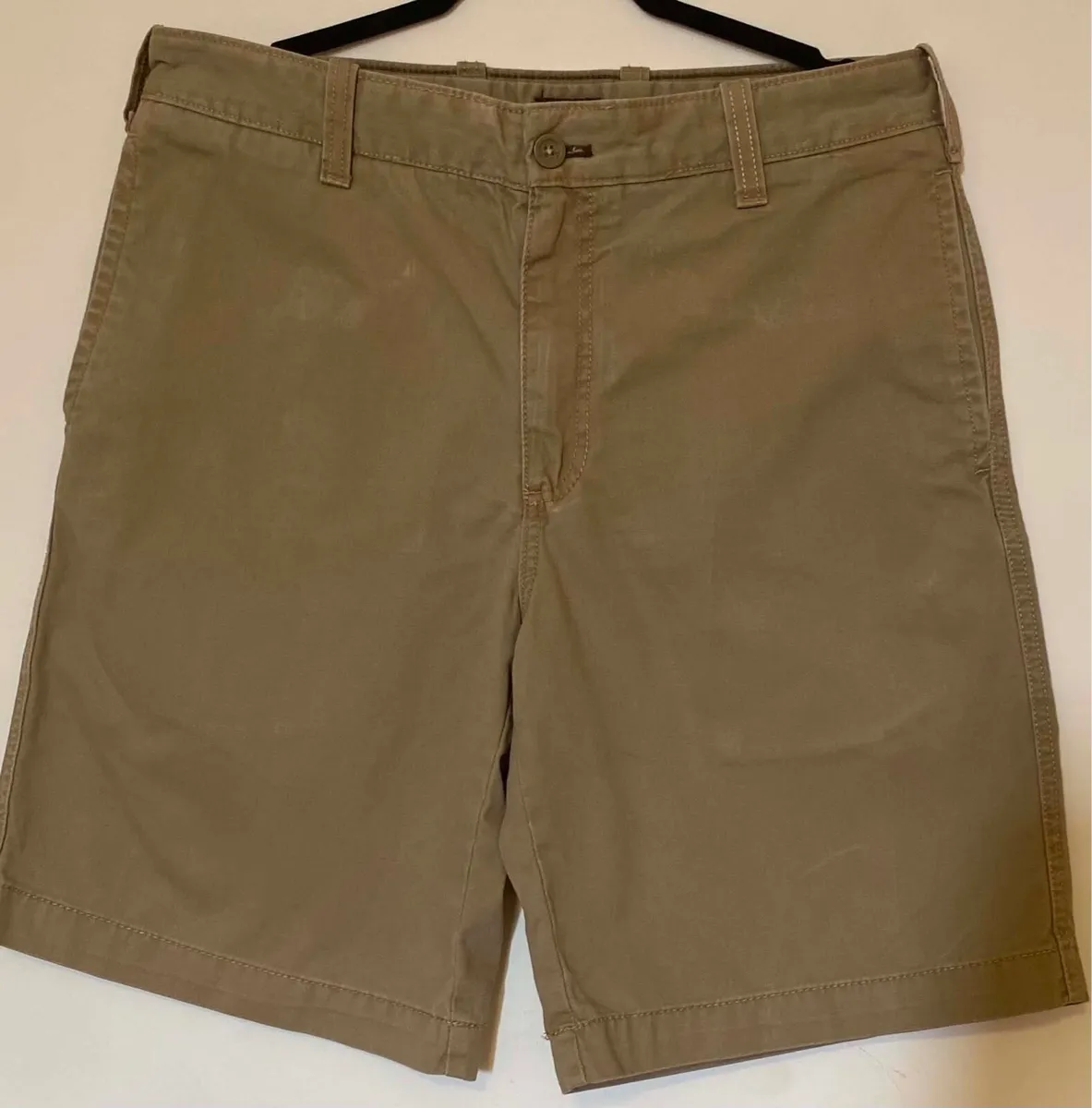 Timberland mens shorts - size 33w - Image 1