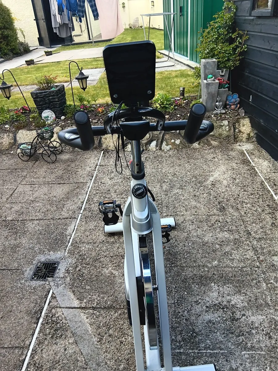Exercise bike - Image 4