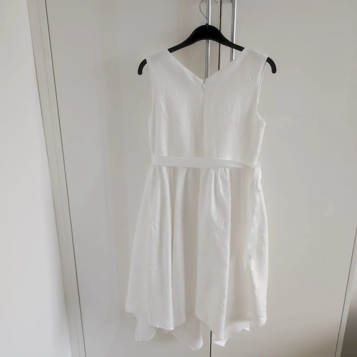 Flower girl/communion / occasion dress aged 8 - Image 4