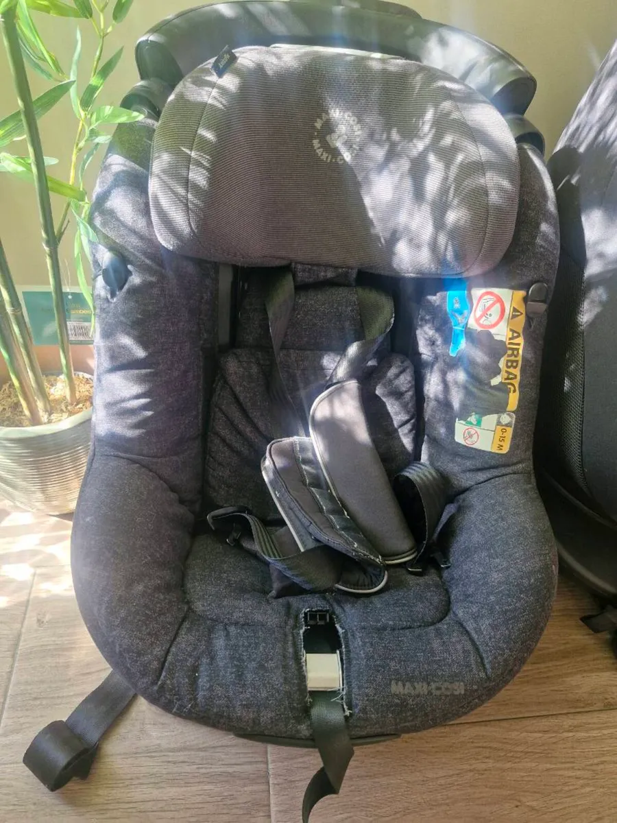 Child Car Seat - Image 2