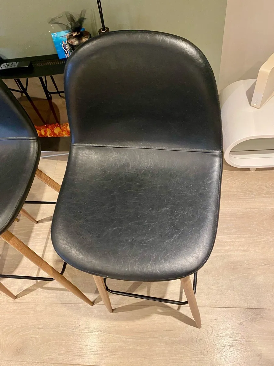 3 x JYSK Bar Stools – Black / Oak – Like New - Image 4