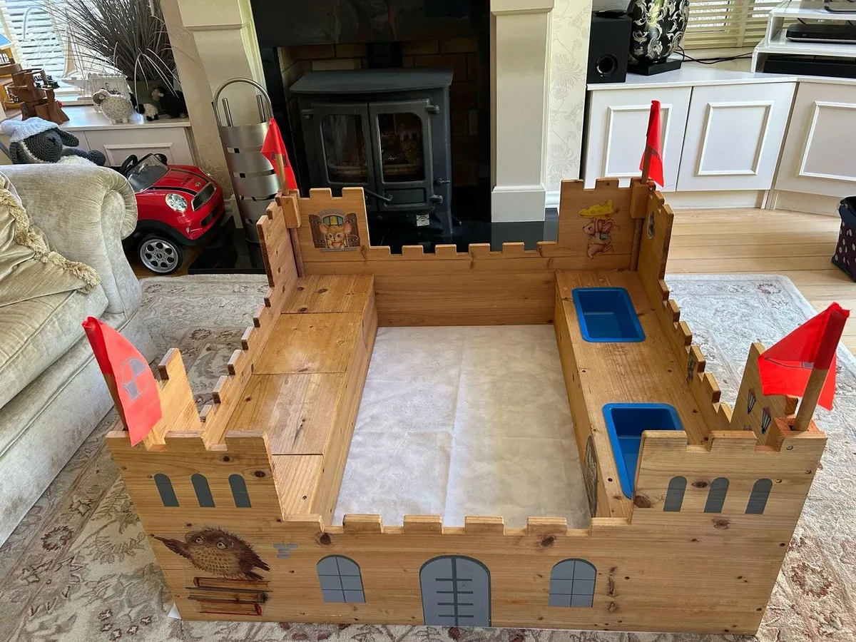 Toy Fort - Image 1