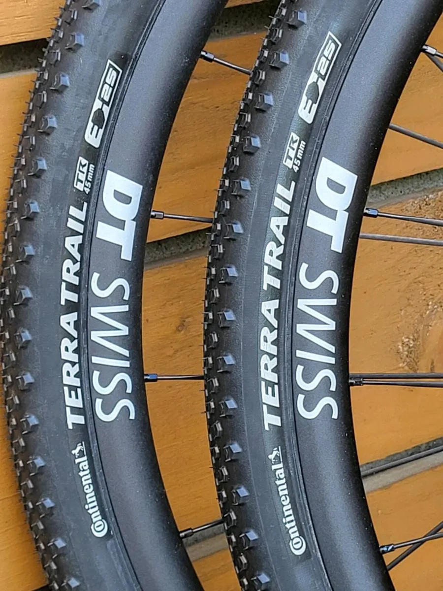 DT Swiss GR1600 gravel bike wheelset - Image 1
