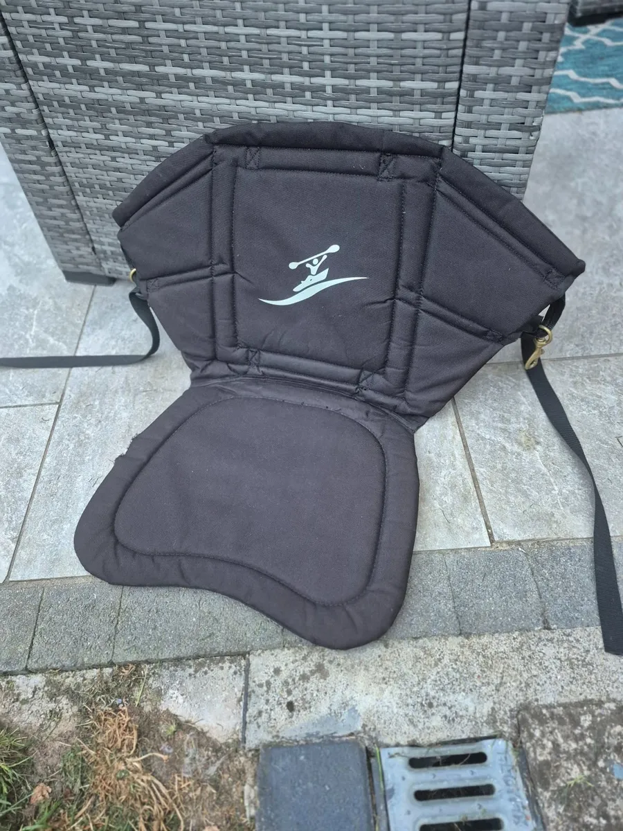 Seat for kayak, buoyancy aids, - Image 1