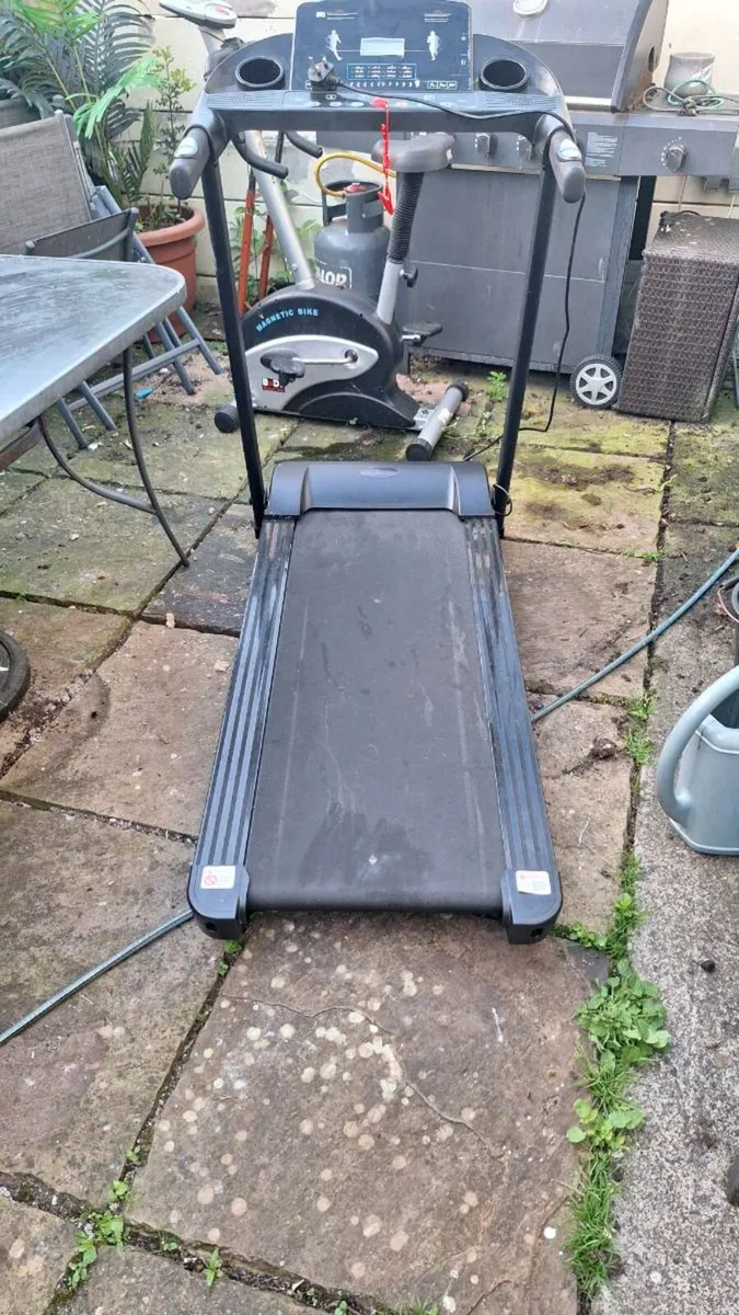 Treadmill - Image 1