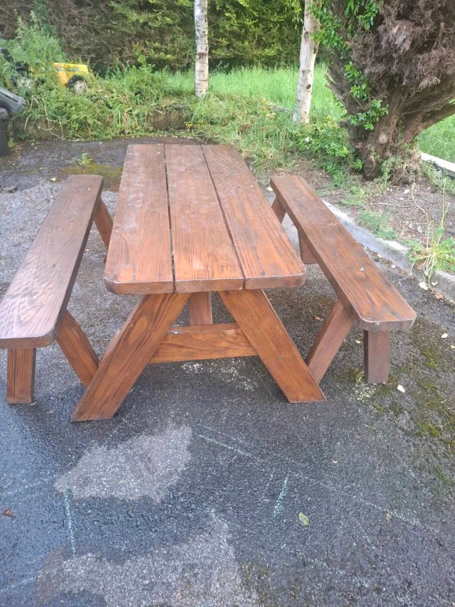 Picnic bench - Image 2