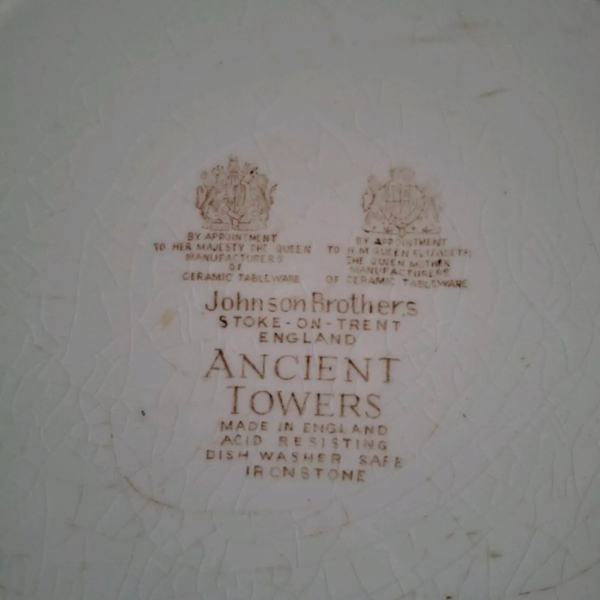 Johnson Bros 'Ancient Towers' Plate - Image 3