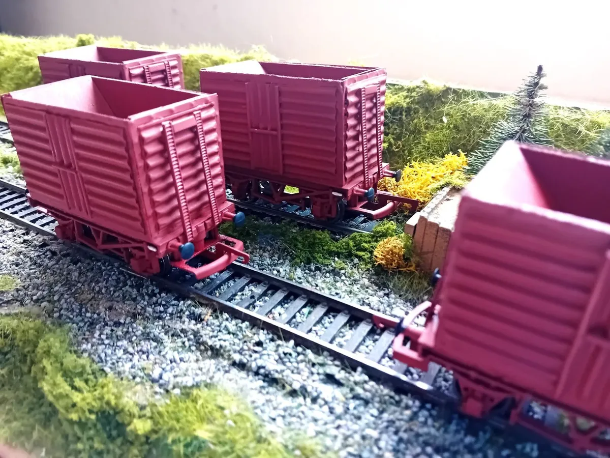 MODEL  RAILWAY  IRISH  BEET  WAGONS - Image 3