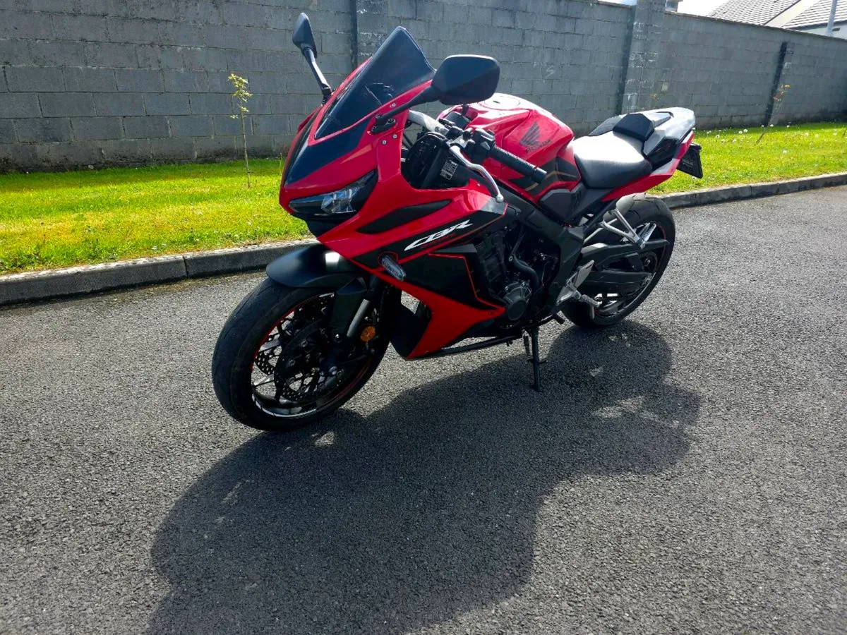 Honda CBR650R - Image 2