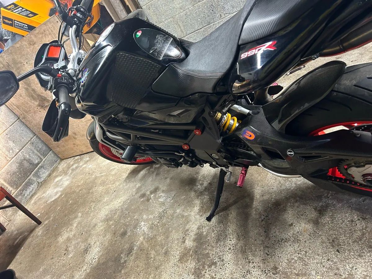 Motorcycle - Image 2