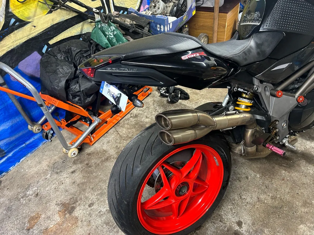Motorcycle - Image 4