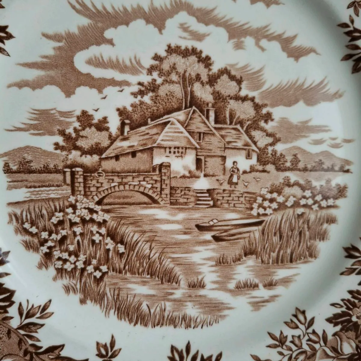 Olde Staffordshire Salem Transferware Plates - Image 2