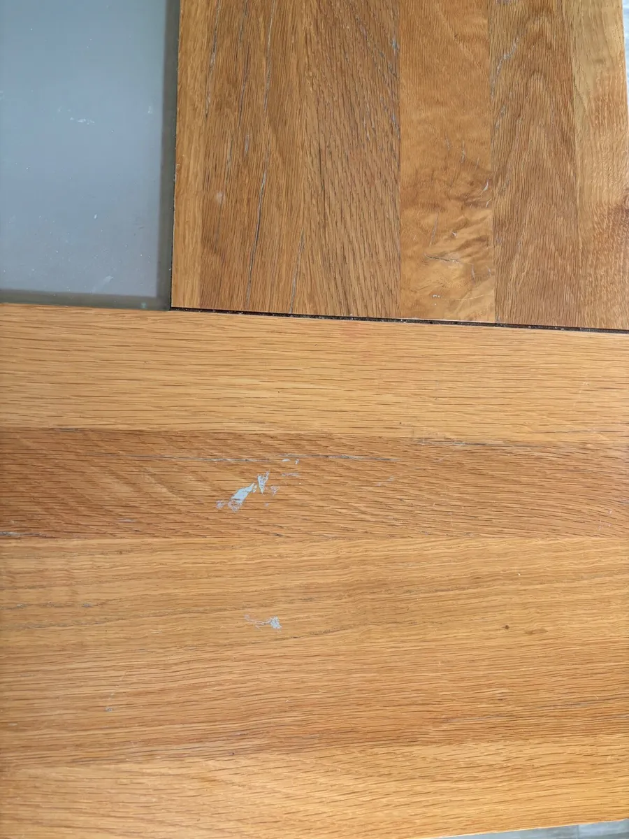 Dining table - Image 2