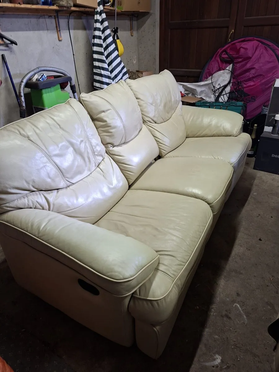 Cream Leather Sofa Suite - Image 1