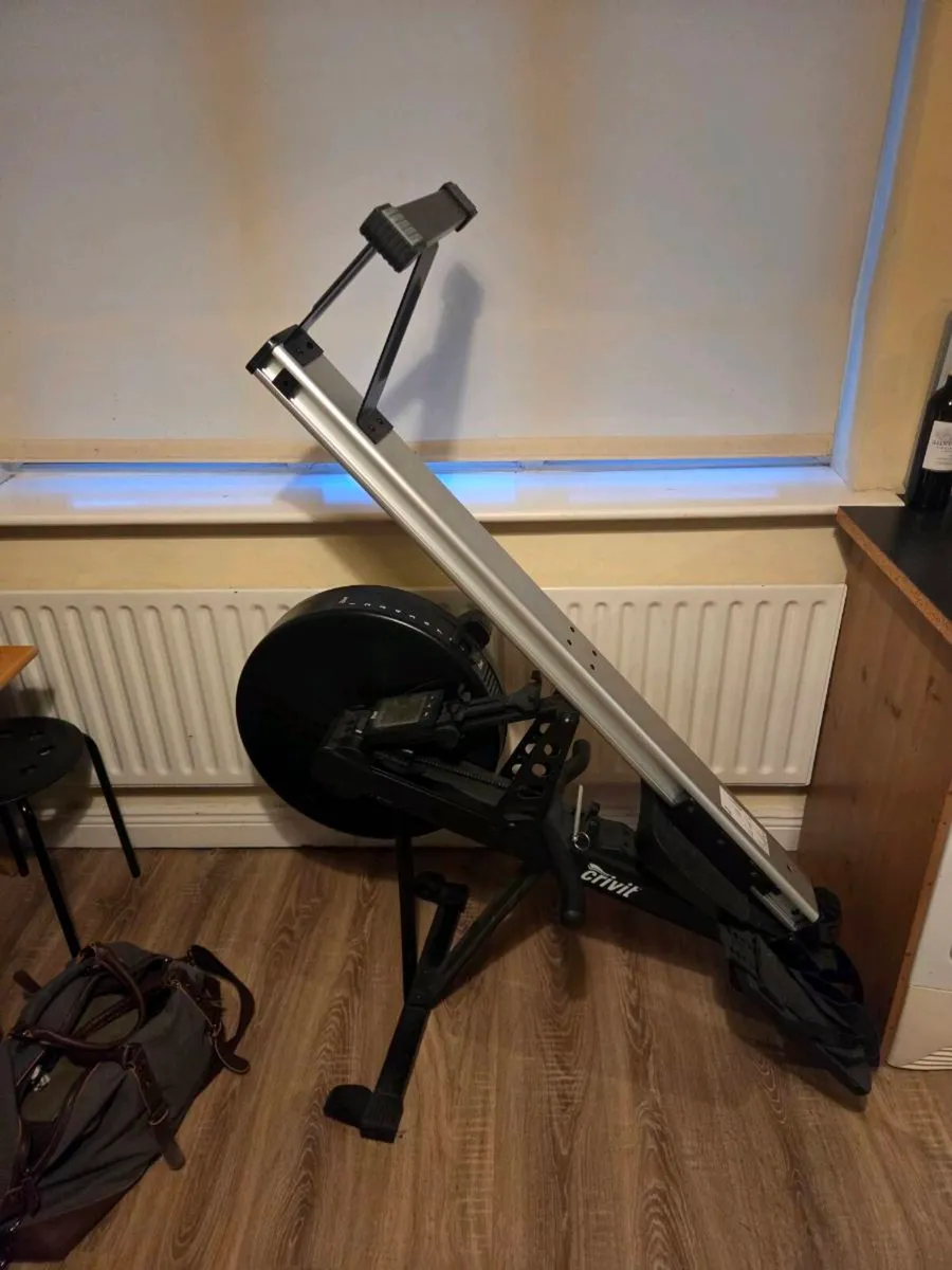 Rowing machine - Image 2