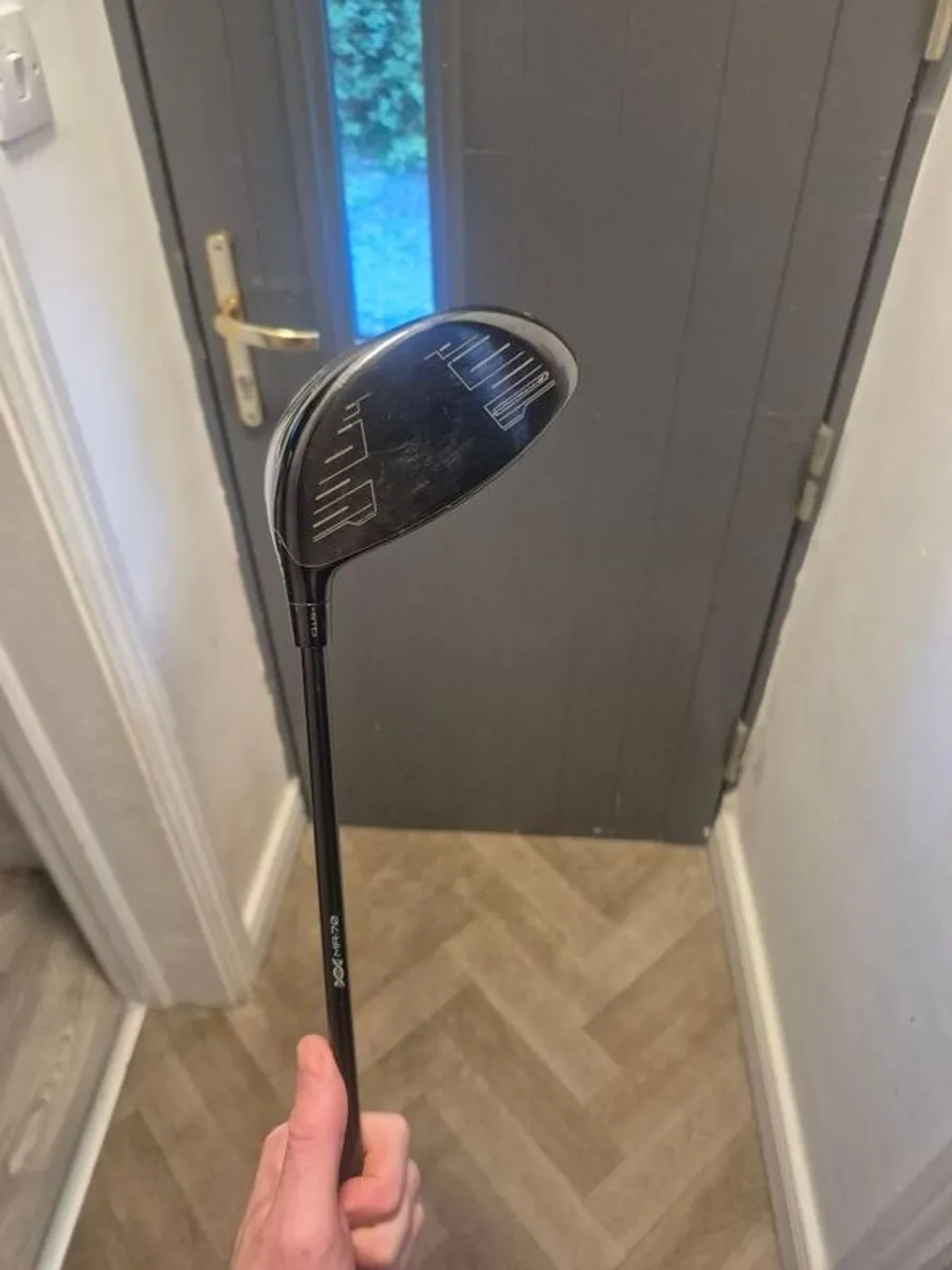 Mizuno ST-Z 230 Driver 9.5 - Image 1