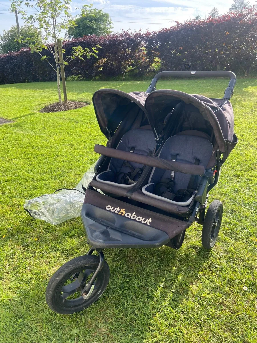 Out N About double buggy - Image 2