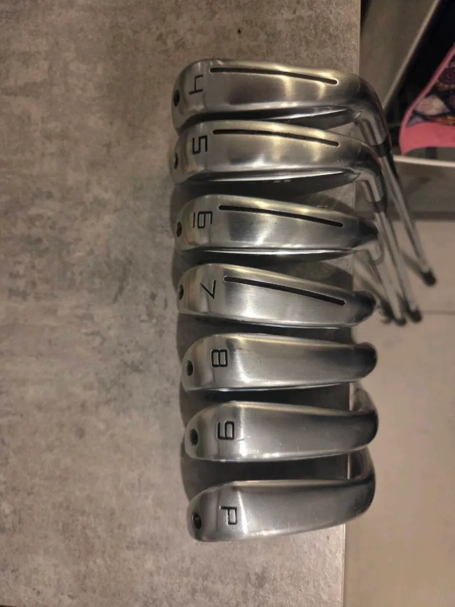 Taylomade P790 Irons - Image 2