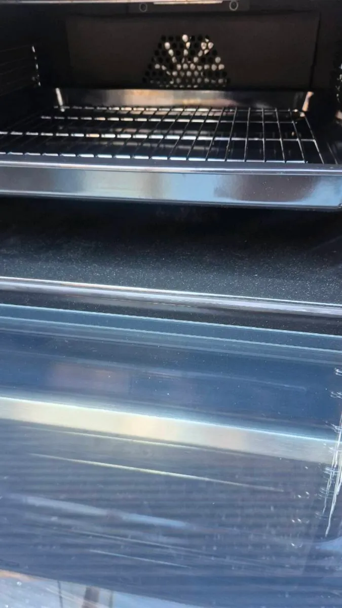 Elrctrolux Double Oven NEW  KFDCC00K - Image 3