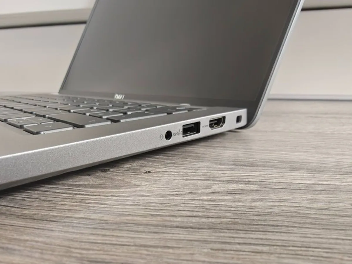 Dell Latitude 5440 Laptop | i7 (13th gen) | 16GB | - Image 4