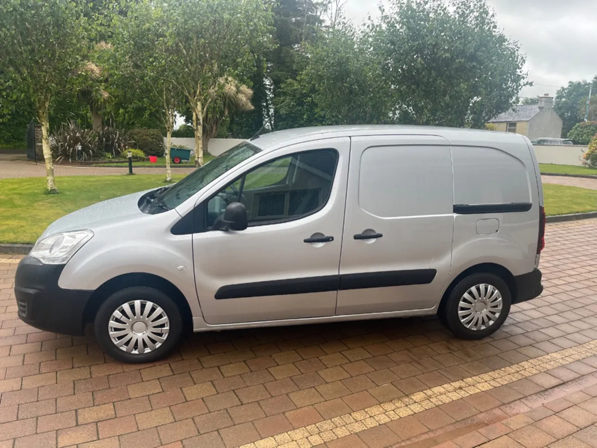 Citroen Berlingo 625 ENPRISE BLUE HDI - Image 4