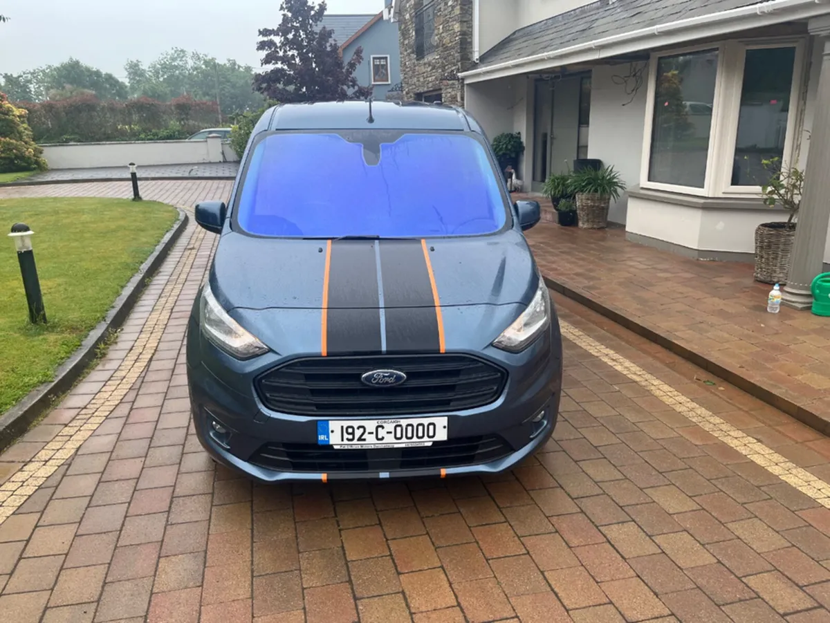 Ford Transit Connect 240 LIMITED EDITION T TDCI - Image 2