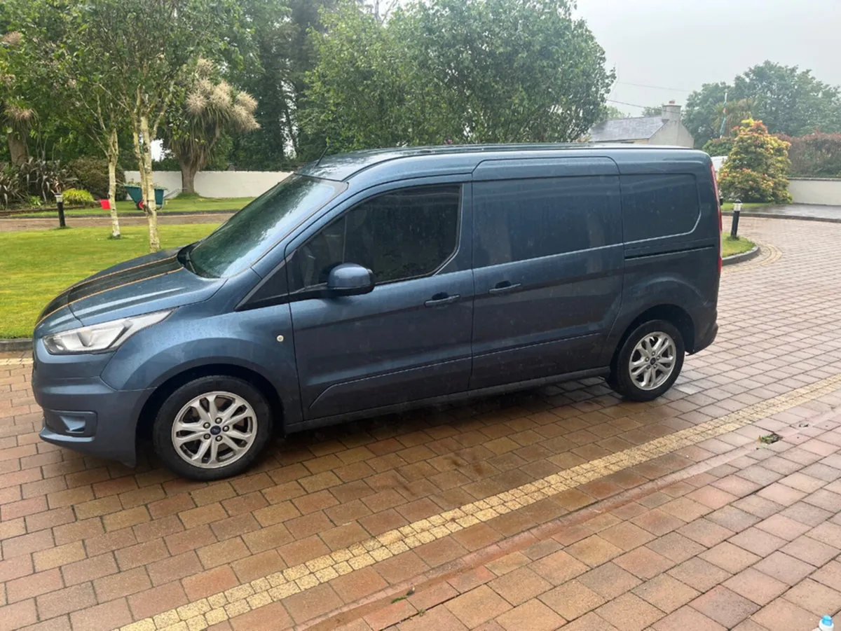 Ford Transit Connect 240 LIMITED EDITION T TDCI - Image 4