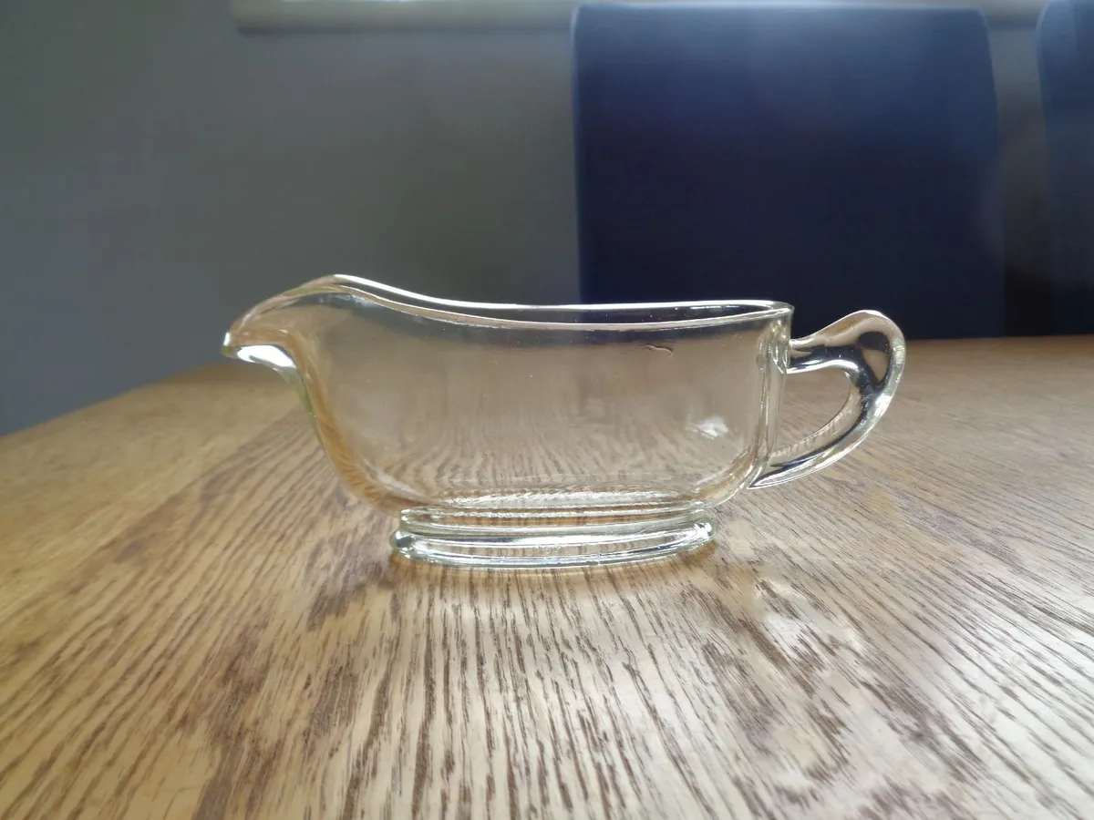 Vintage Glass Pyrex Gravy Bowl for Sale - Image 1