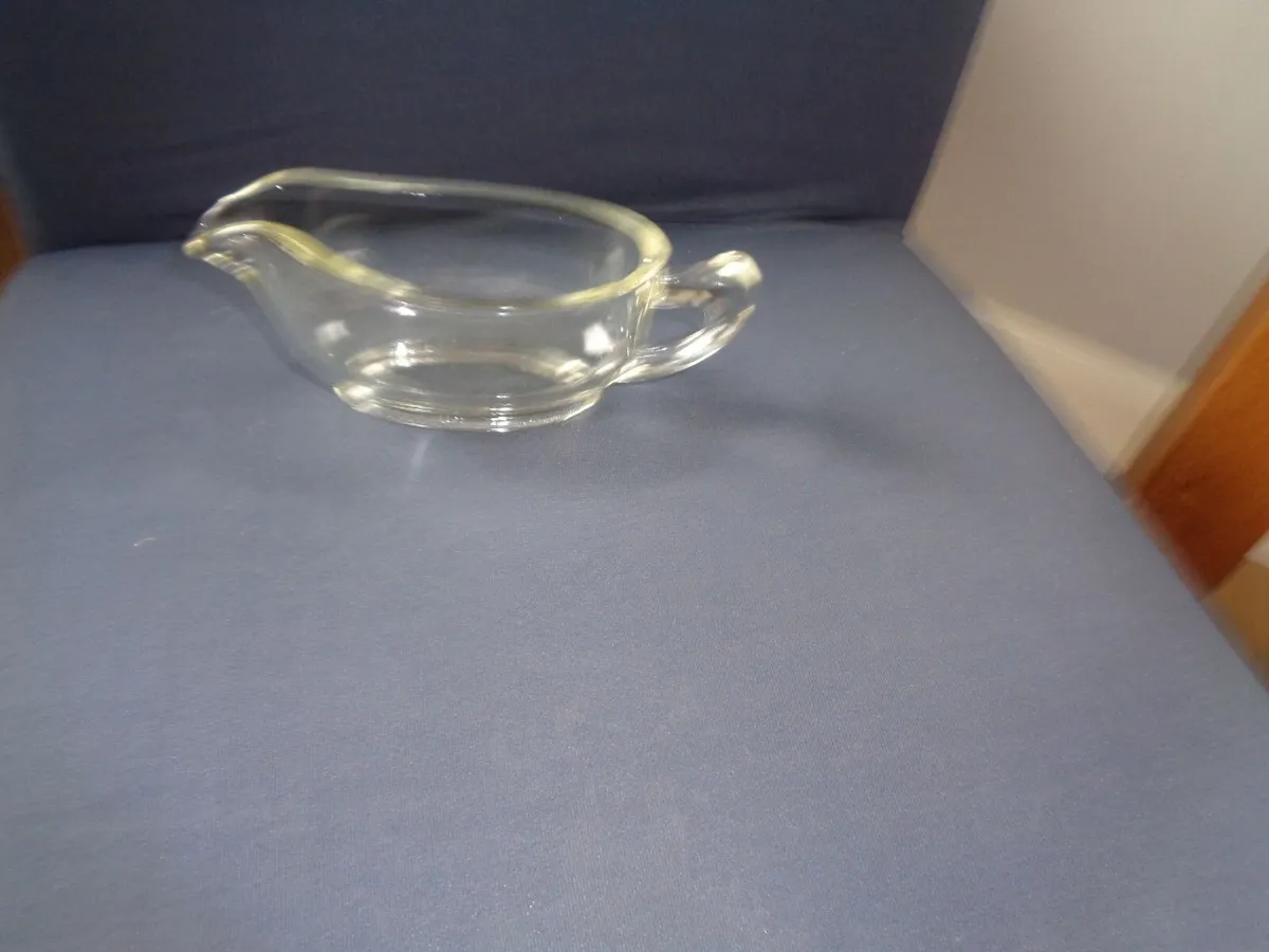 Vintage Glass Pyrex Gravy Bowl for Sale - Image 2