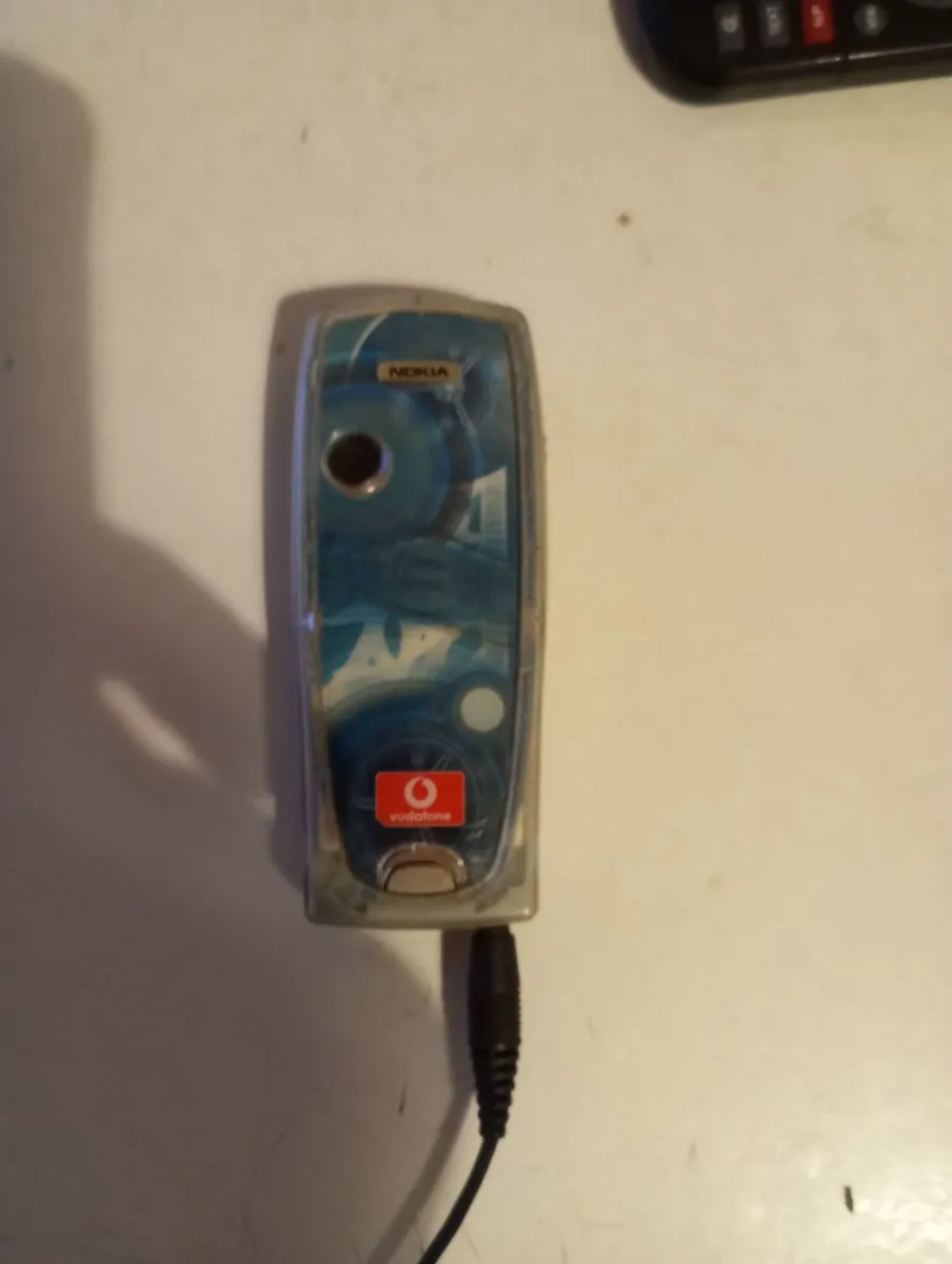 Mobile phone - Image 2