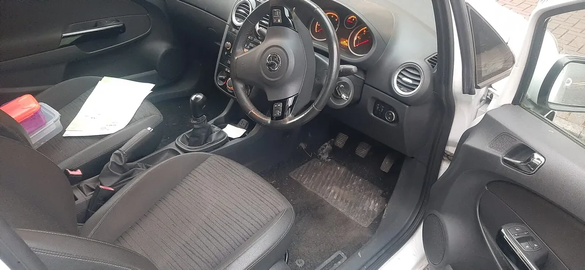 2014 corsa good spec - Image 3