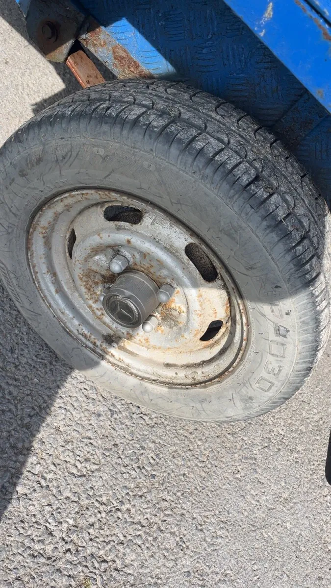Car trailer - Image 3
