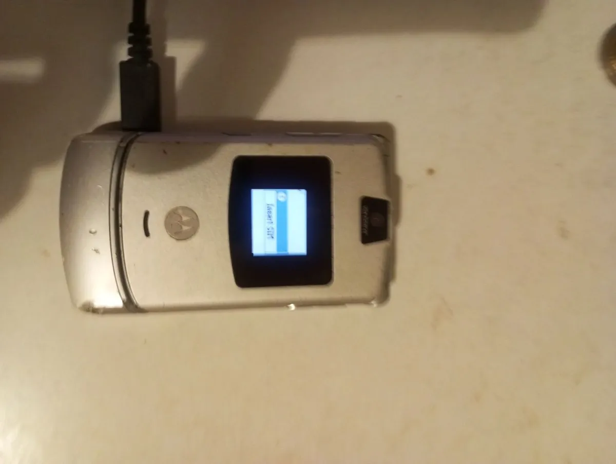 Mobile phone - Image 1