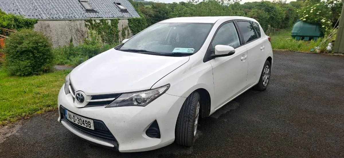 Toyota Auris - Image 1