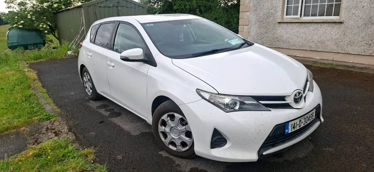 Toyota Auris - Image 2