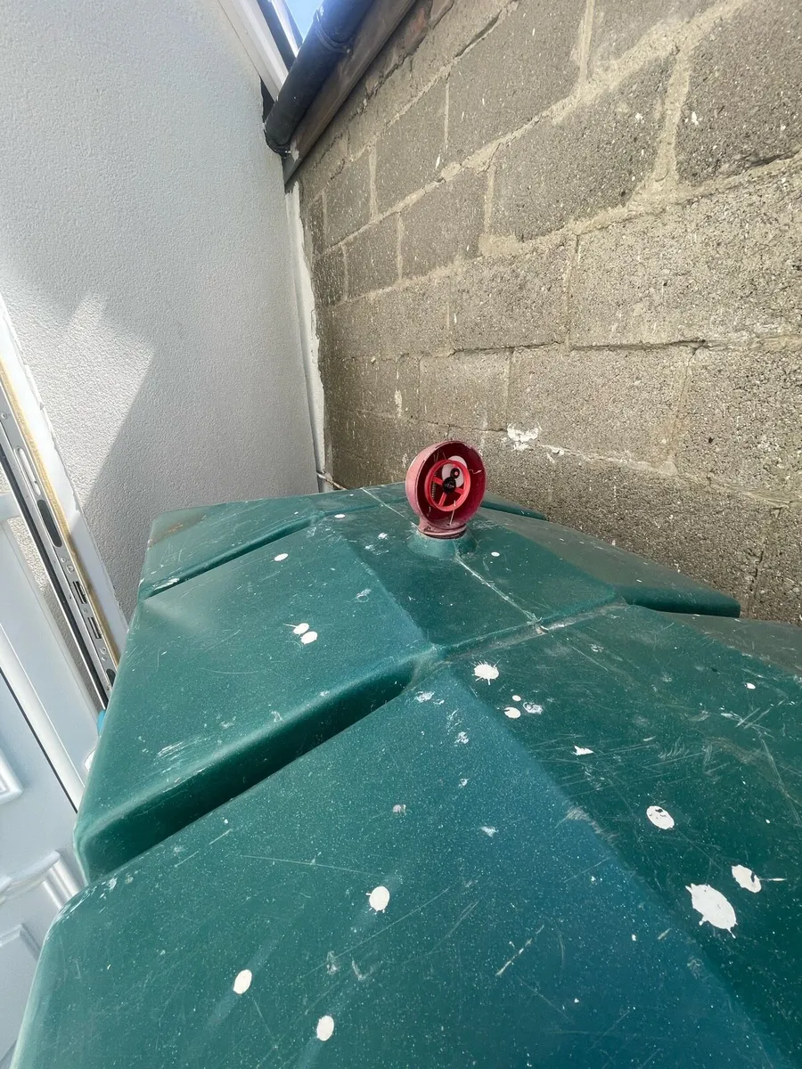 Oil tank - Image 2